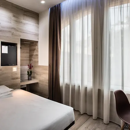 Hotel Eurohotel 3*